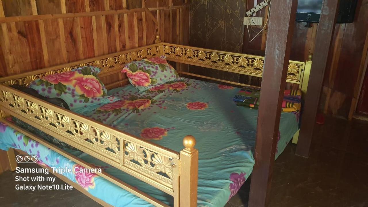 Amruta Homestays Chikhaldara Exteriör bild