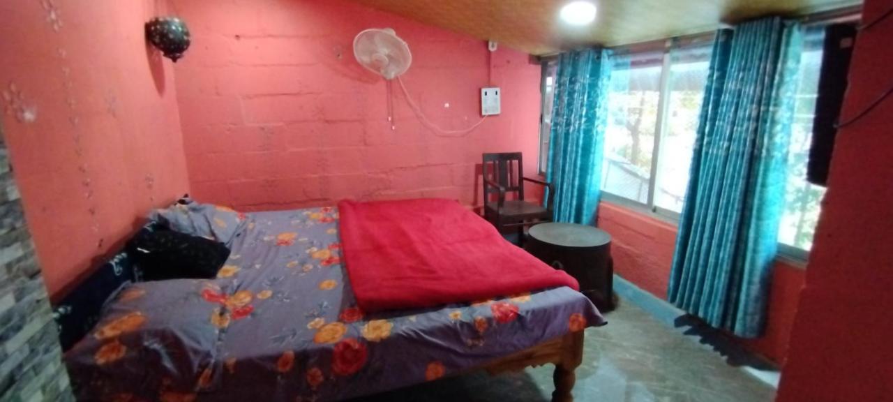 Amruta Homestays Chikhaldara Exteriör bild